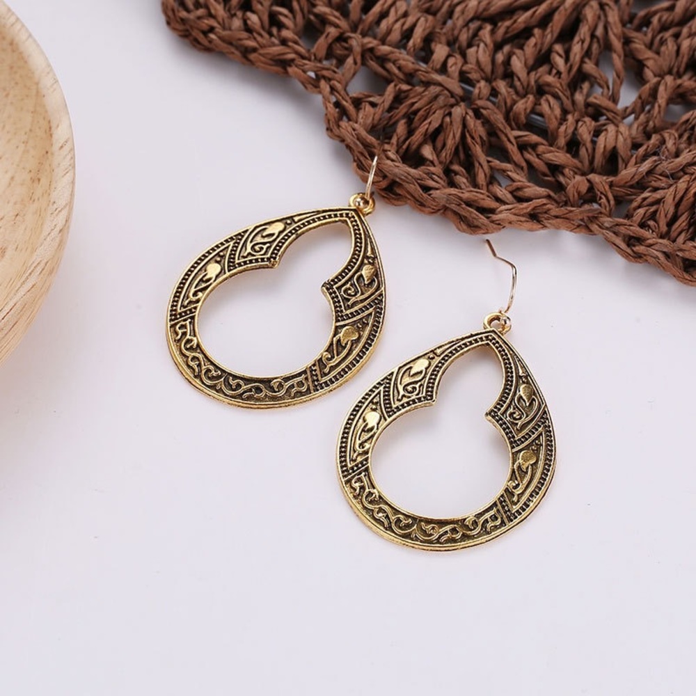 🔸2 for $15🔸Earrings - Picture 2 of 3